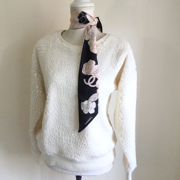 Ann Taylor Sweater Ivory Pullover Size M Long Sleeves - Picture 8 of 8